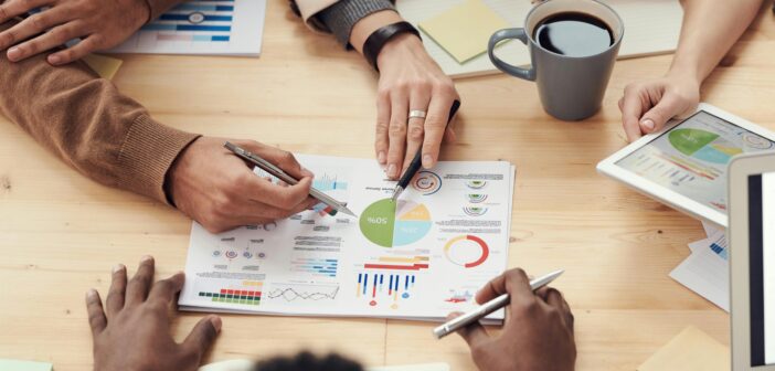 5 Best AEO Services for Local Business Marketing 1