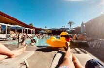Making a Splash: How to Choose the Perfect Cigars for Your Pool Party 2
